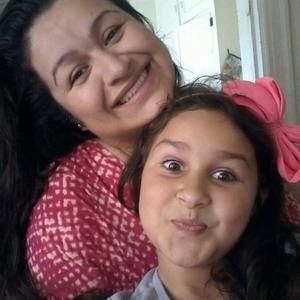 Meet your Posher, Ana